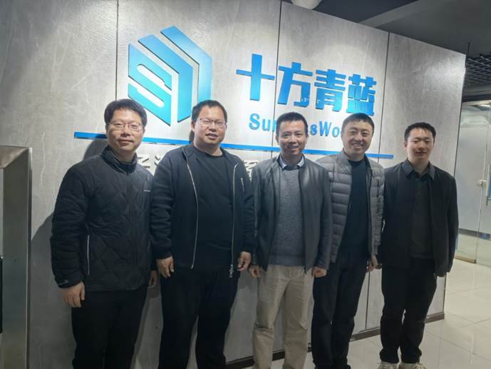 19feebb1690481c9b67250a9ff52551